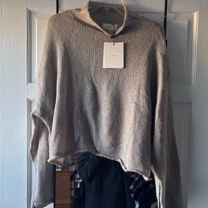 Dissh Chalk Fluffy Crop Sweater